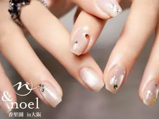 ネイル Nailsalon &Noel所属・もも 🍑のネイルデザイン