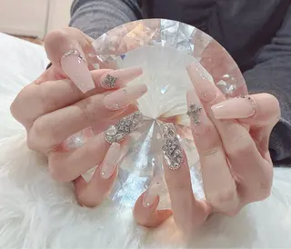 ネイル LoaChaton kaeのネイルデザイン