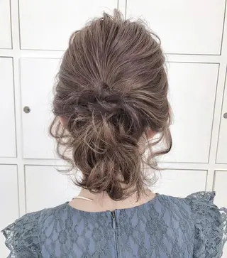 ヘアアレンジ 🦋ミルクティーベー ジュ🦋mayukiのヘアスタイル