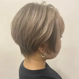 ショート 北山 なるみのヘアスタイル