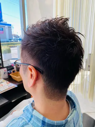 ショート カラー メンズ 阿久津 泰幸のヘアスタイル
