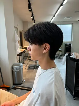 メンズ フェザーパーマ/韓国 /メンズカット保立のヘアスタイル