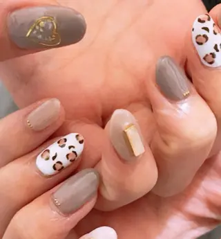 ネイル ENSIA エンシアのネイルデザイン