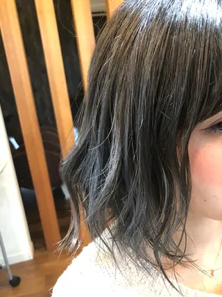 ミディアム カラー パーマ 小濱 秀人のヘアスタイル