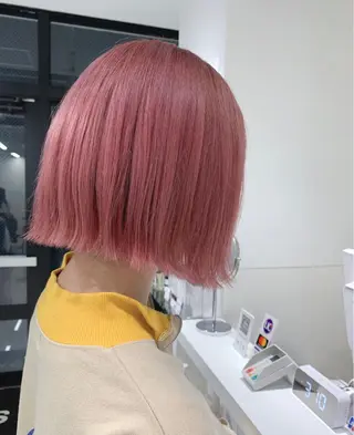 ショート カラー にった みずきのヘアスタイル