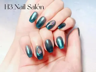 ミディアム H3 ネイル サロンのネイルデザイン