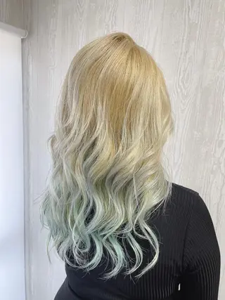 セミロング カラー ヘアアレンジ HUENEST アカデミーサロンのヘアスタイル