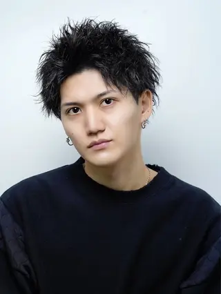 ショート パーマ 五十川 優歩のヘアスタイル