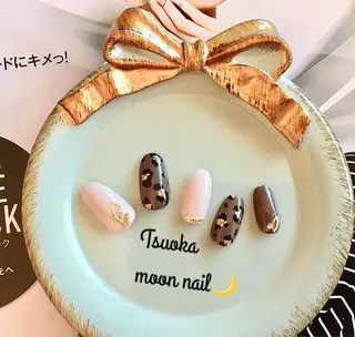 ネイル 🌙都岡 ムーンネイルのネイルデザイン