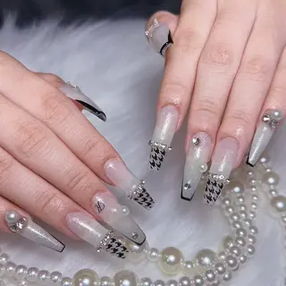 ネイル yu ri 🌹のネイルデザイン