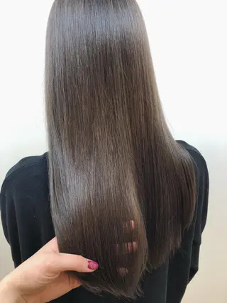 ロング カラー 齋藤 らいのヘアスタイル