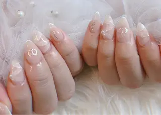 ネイル le'a-レア-【ア イ×ネイル×眉】のネイルデザイン