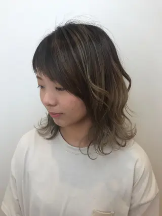 ミディアム カラー 湯浅 了一のヘアスタイル