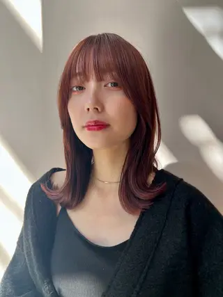 ミディアム レイヤーカット/ くびれヘア佐藤大空のヘアスタイル