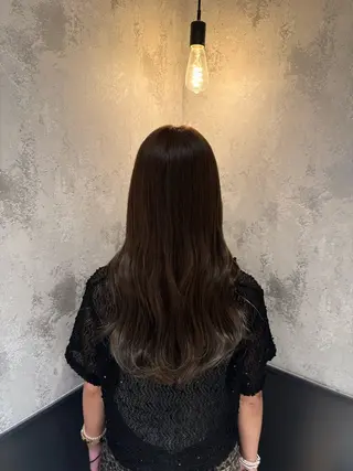 セミロング ブリーチなしWカラー /艶髪/横浜/暖色のヘアスタイル