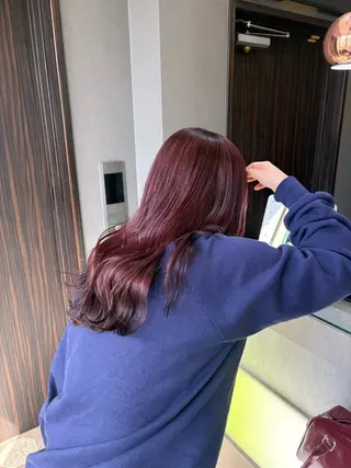 ロング カラー ダメージレスブリーチ デザイン．咲良のヘアスタイル