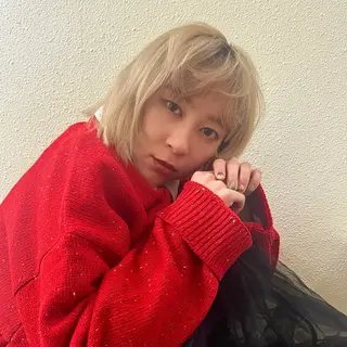 ミディアム カラー 本田 聖のヘアスタイル