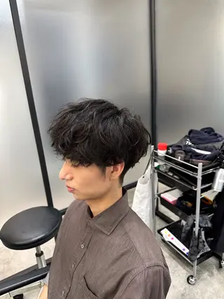 カラー パーマ ヘアアレンジ メンズ リピート率100% 丁寧な接客しますのヘアスタイル