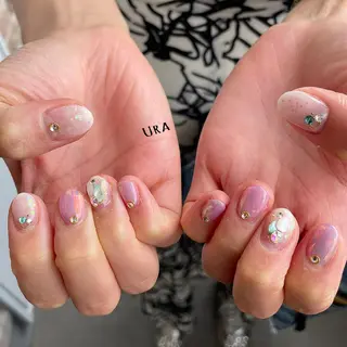 ネイル UrakoNail 《nail》のネイルデザイン