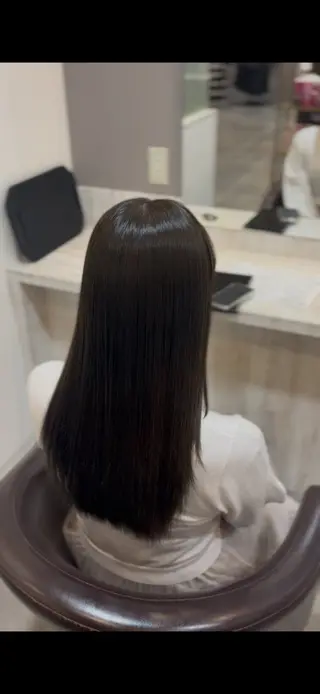 ロング 平瀬 胡桃のヘアスタイル