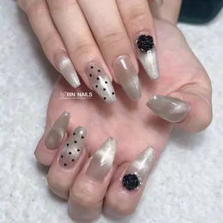 ネイル RIN NAILS ᥫ᭡Migusaのネイルデザイン