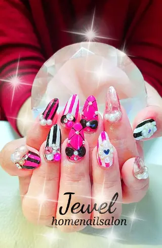 ネイル ＪＥＷＥＬ　ＮＡＩＬ所属・ＪＥＷＥＬ ＮＡＩＬのネイルデザイン