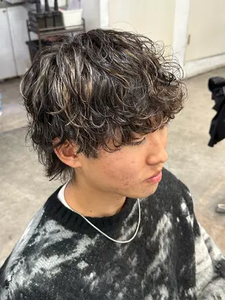 カラー メンズ fifth men's原宿所属・fifth/原宿/ シャドウパーマ/カズのヘアスタイル