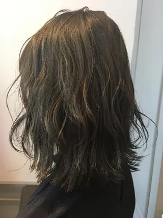 ミディアム カラー 🌿椿 夢来🌿のヘアスタイル