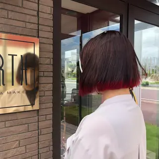 ショート カラー 石坂 瀬音のヘアスタイル