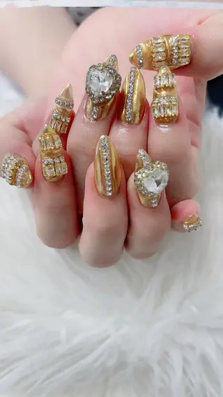 ネイル 菲菲ネイルサロン所属・FF フィフィネイルサロンのネイルデザイン