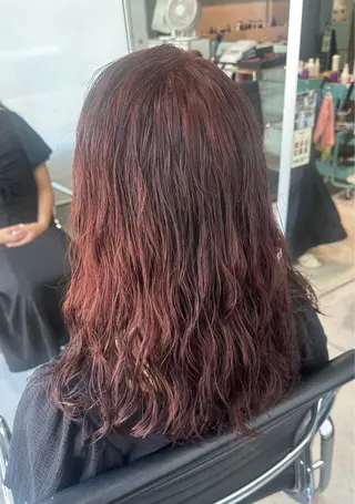 ロング パーマ fore所属・赤熊 咲良 🦔ྀིのヘアスタイル