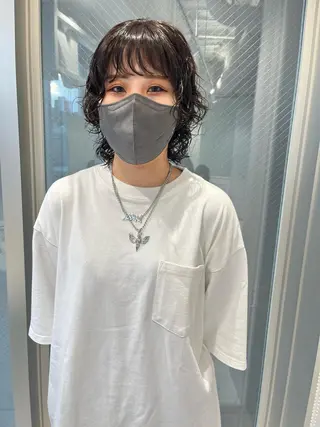 ショート ウルフカット／吉村 桃子のヘアスタイル