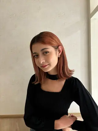 ミディアム レイヤー/ベージュ/ Yurika🐝🌹のヘアスタイル