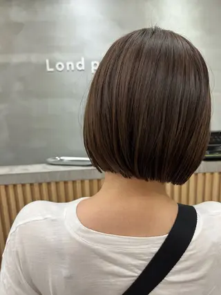 ショート カラー 浦和Lond 山本賢人のヘアスタイル