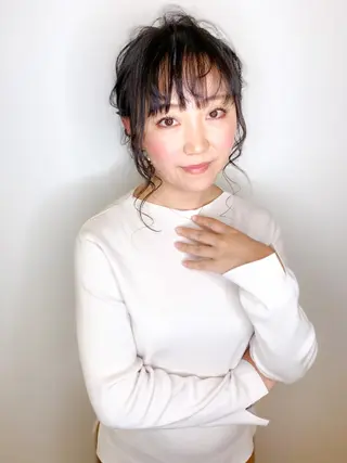 セミロング ヘアアレンジ 伊藤 裕貴のヘアスタイル