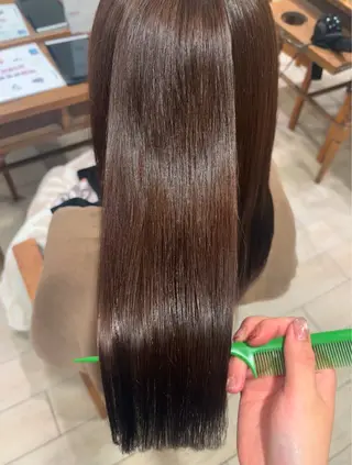 ロング カラー 服部 みやびのヘアスタイル