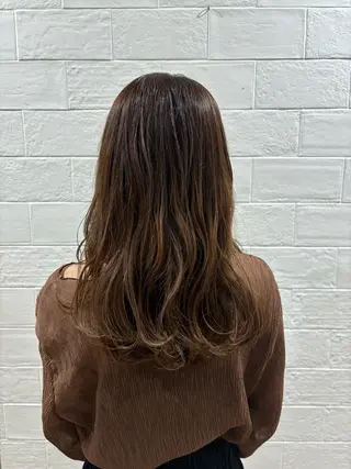 ミディアム 田島 夏奈のヘアスタイル
