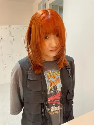 セミロング 韓国/透明感 Veluaのヘアスタイル