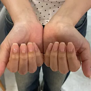 ネイル 𝑟𝑖𝑠𝑎 🕯‎🤍のネイルデザイン