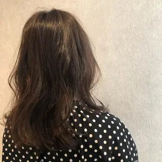 セミロング カラー ヘアアレンジ 雪本 愛のヘアスタイル