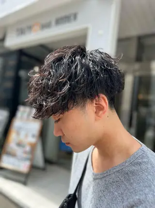 ショート パーマ レイヤー・ウルフ🐺 小顔レイヤー松山直史のヘアスタイル