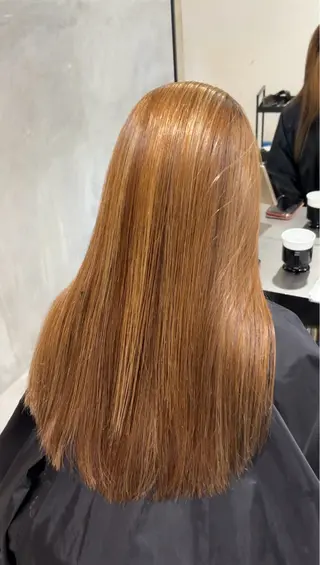 ロング FLEEK 安立徹のヘアスタイル