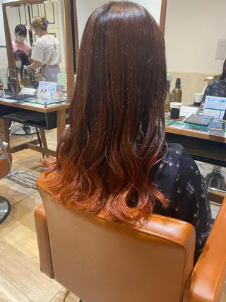 ロング カラー 宮内 真乃のヘアスタイル