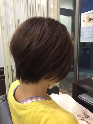 ショート カラー 阿久津 泰幸のヘアスタイル