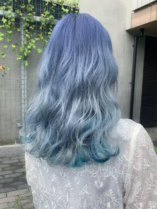 ミディアム カラー ヘアアレンジ youres hair 新宿3丁目店所属・新宿.代表.透け髪 TAKAケアブリーチのヘアスタイル