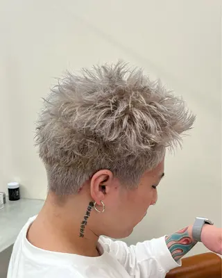 カラー メンズ フェザーパーマメンズ ツイスパ京都駅前のヘアスタイル