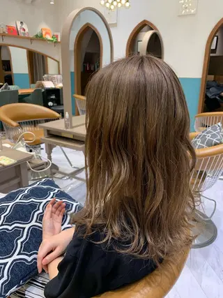 ミディアム カラー ヘアアレンジ ✄個性を生かす✄ 𝒉a𝒓u𝒏aのヘアスタイル