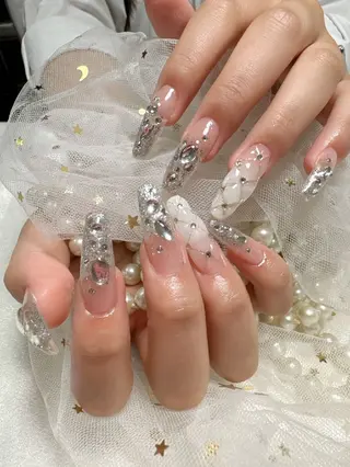 ネイル ENsalon AKIRAのネイルデザイン