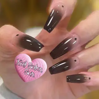 ネイル Sun Nail サン ネイルサロンのネイルデザイン