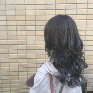 ロング カラー しのはら まどかのヘアスタイル